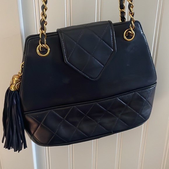 Vintage Chanel Leather Tassel Shoulder Bag- Navy Blue with 24K Gold Plated Chain - Picture 10 of 16